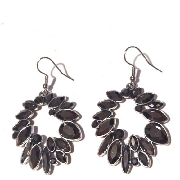 VINTAGE DARK GRAY RHINESTONE SILVER-TONE DROP DANGLE HOOK 2" EARRINGS - Picture 4 of 8